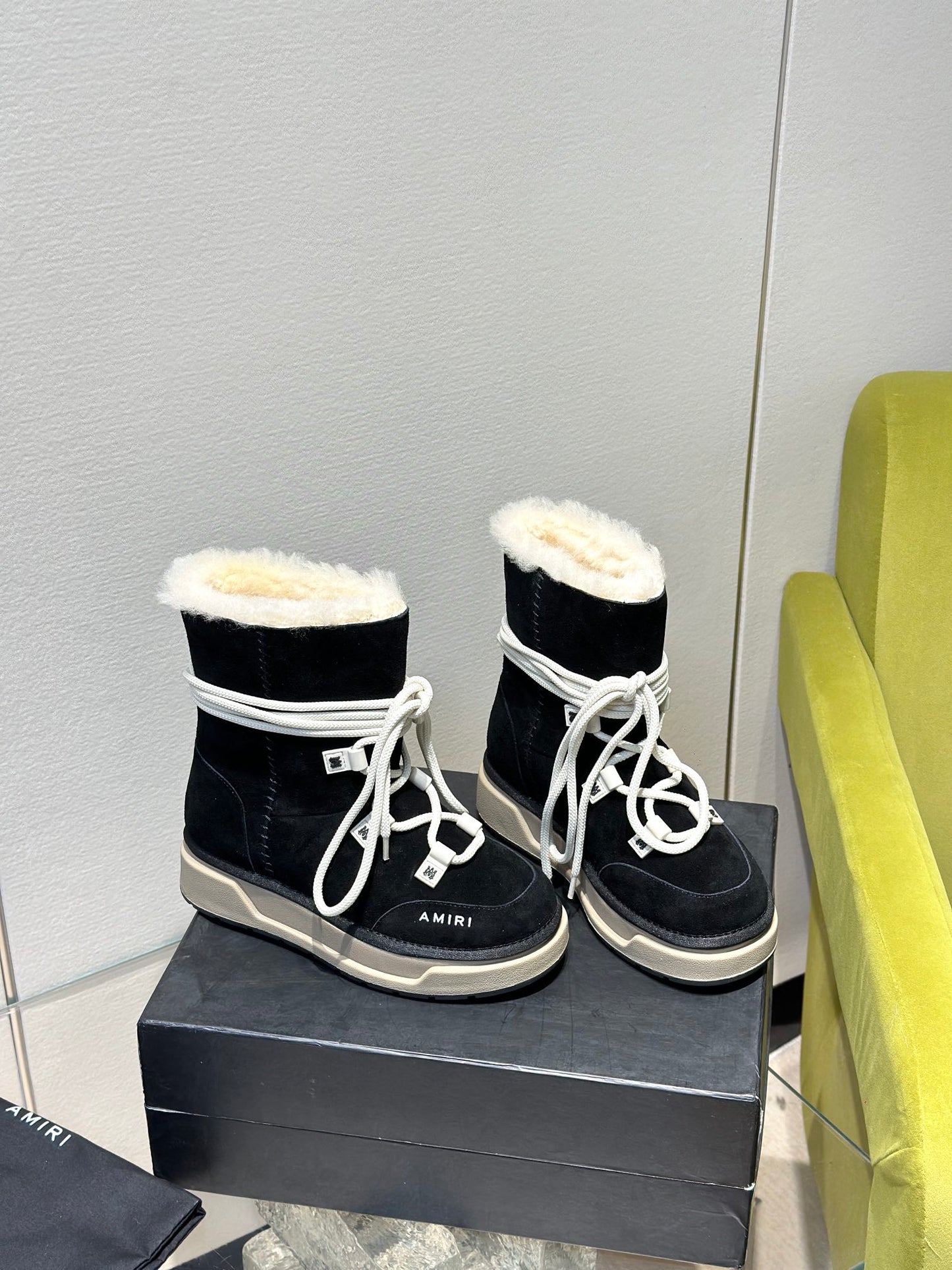 Snow Boots