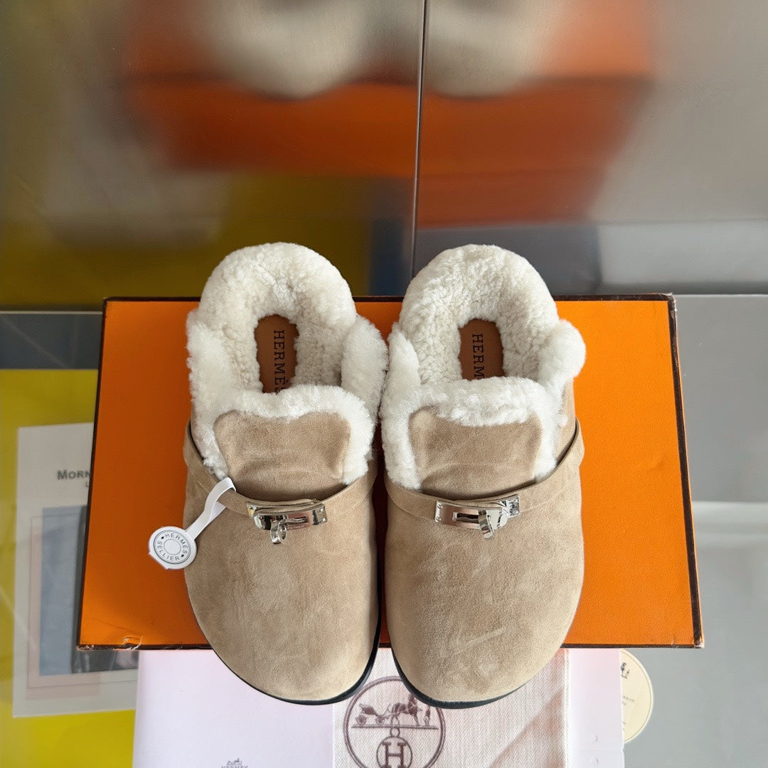 Slippers