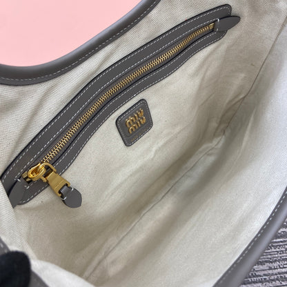 Shoulder Bags