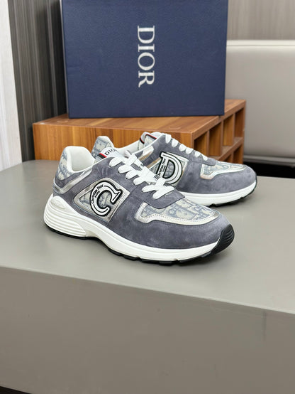 B30 Sneakers