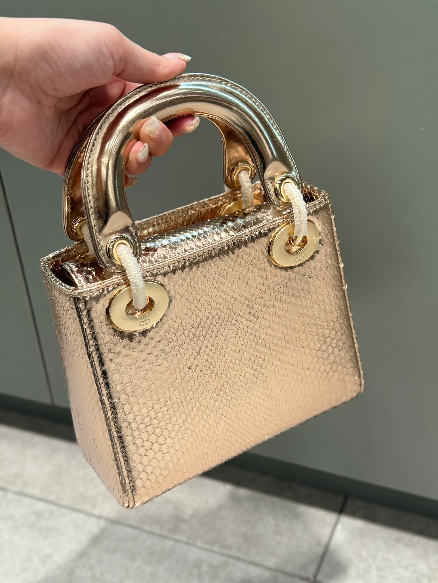 Handbag