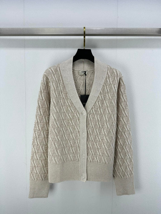 Knitted cardigan