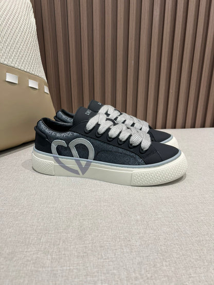 Collaborative B33 Sneakers