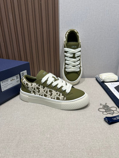 Collaborative B33 Sneakers