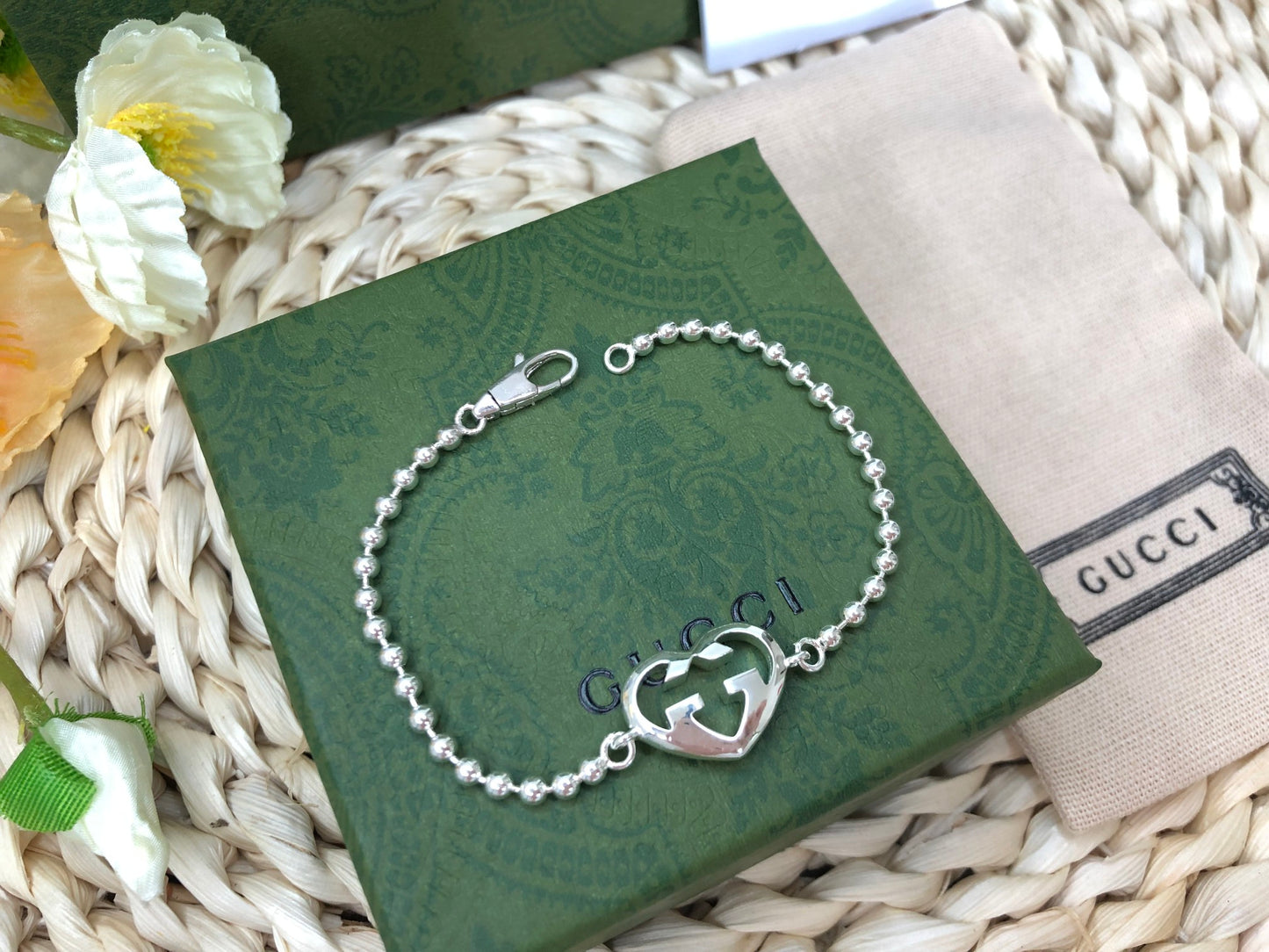 Bracelet