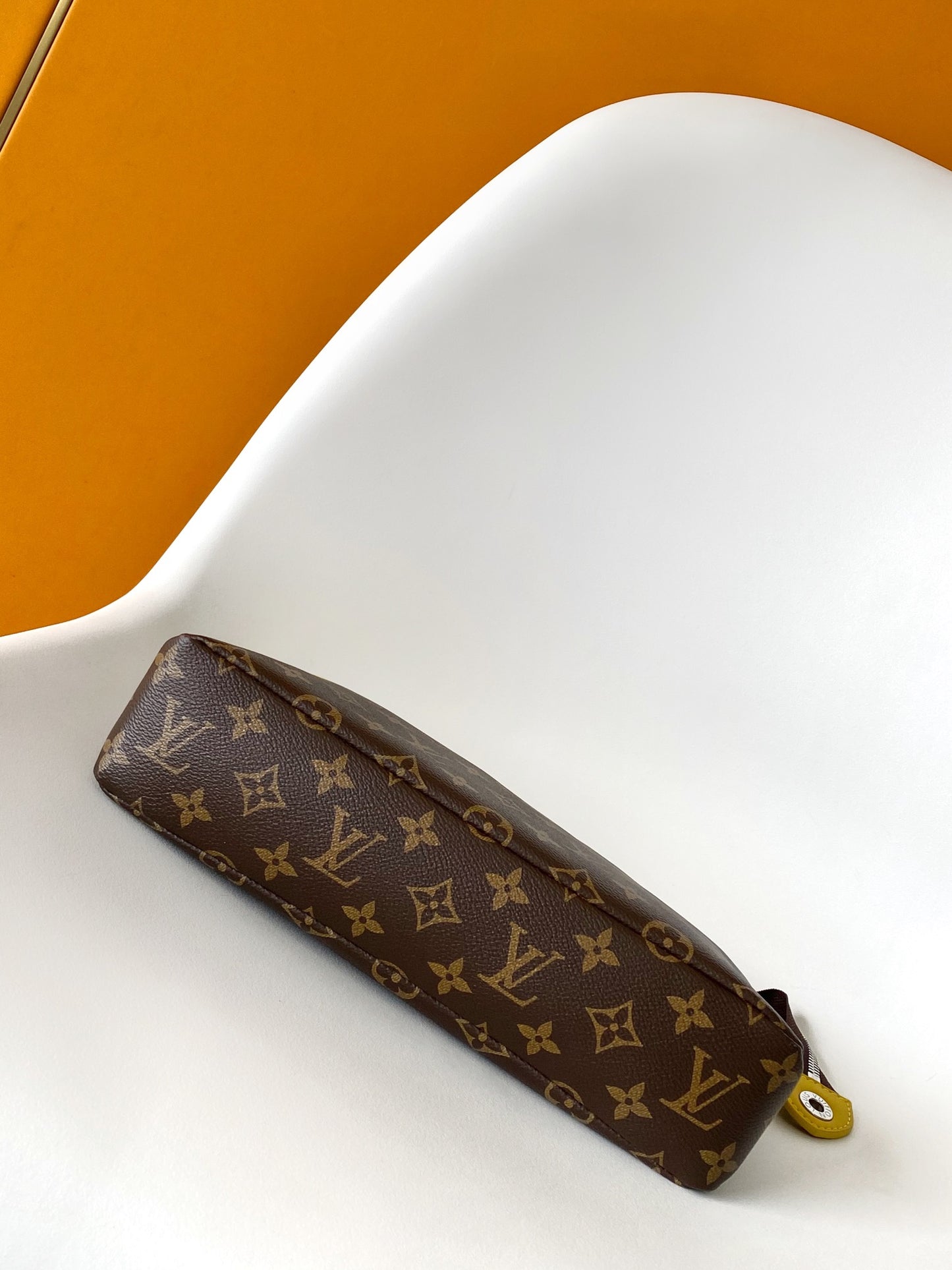 Clutch bag