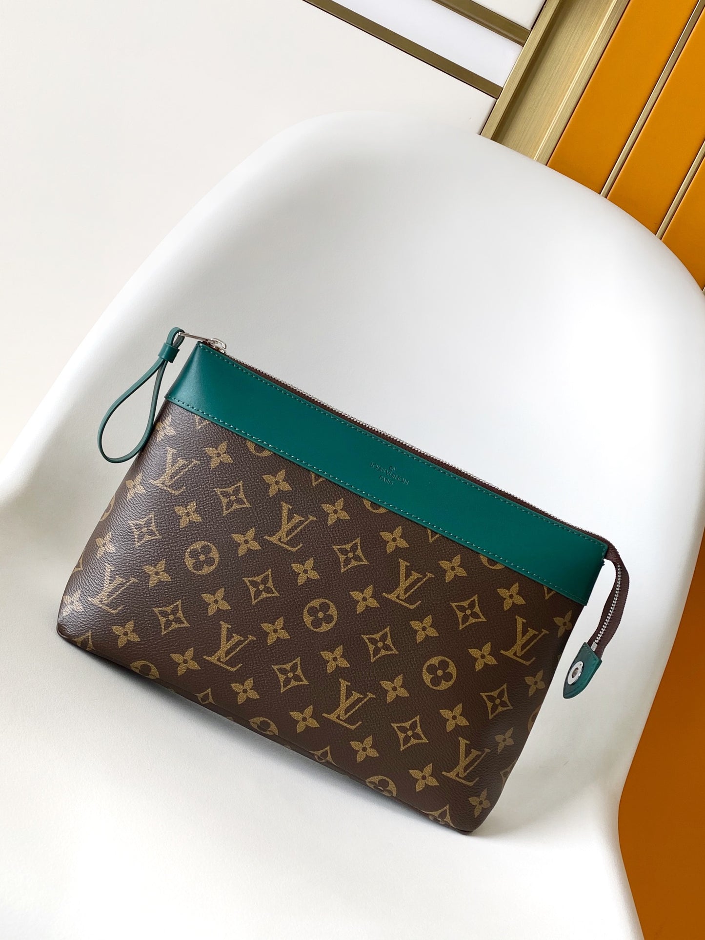 Clutch bag