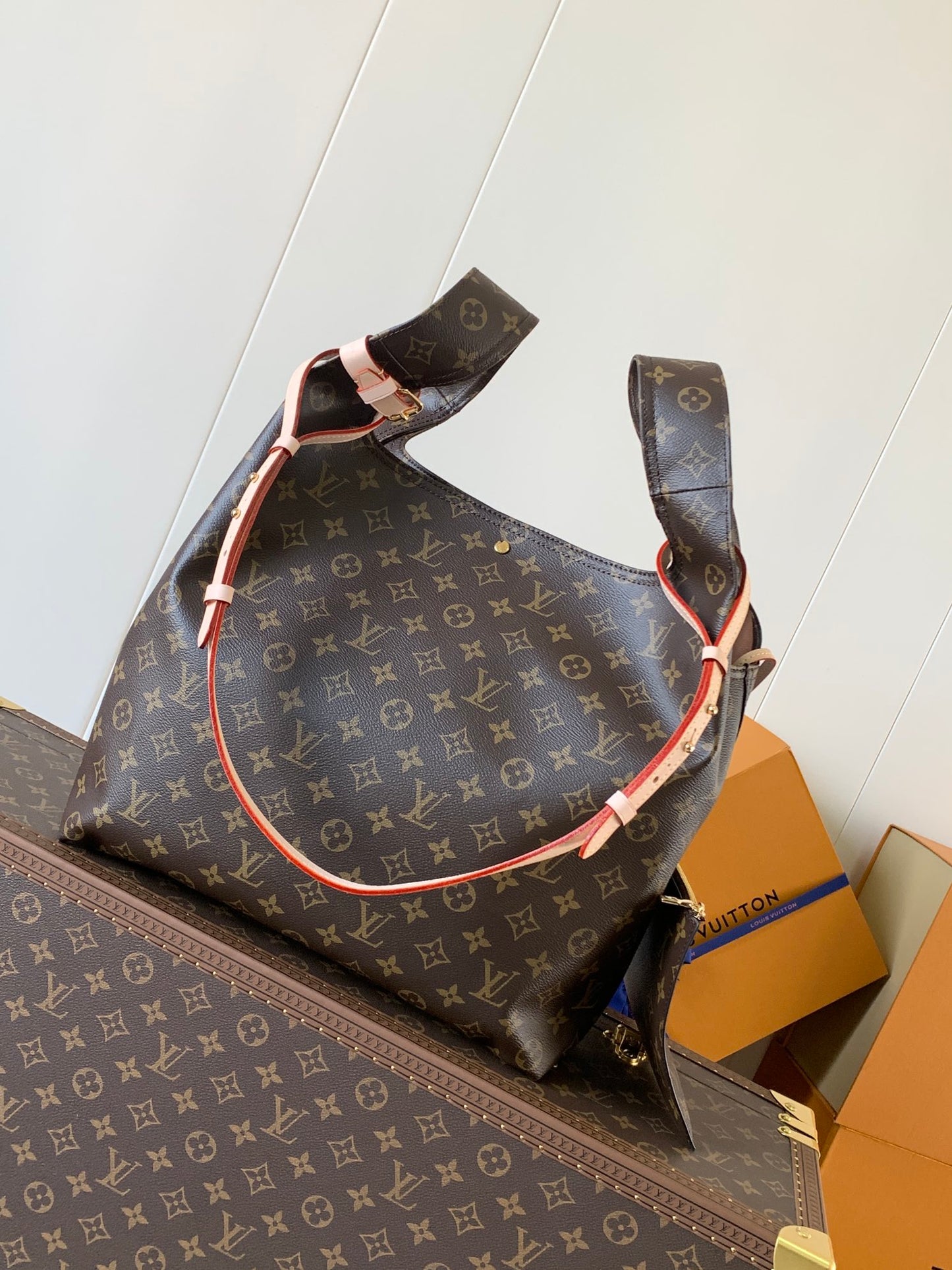 Handbag