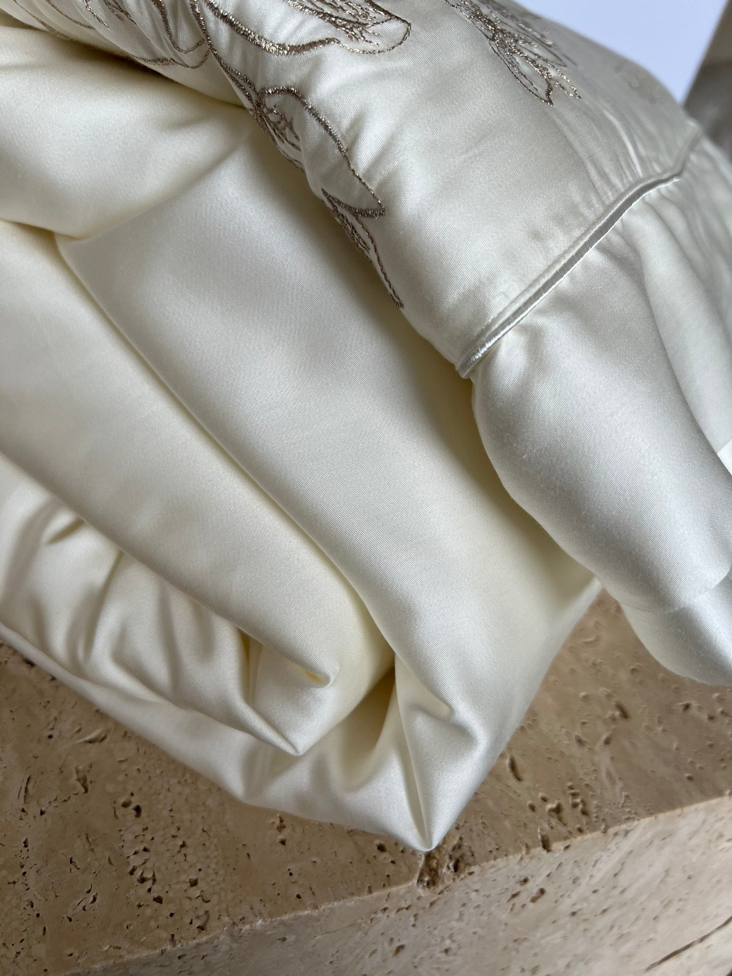 Mulberry Silk Quilt