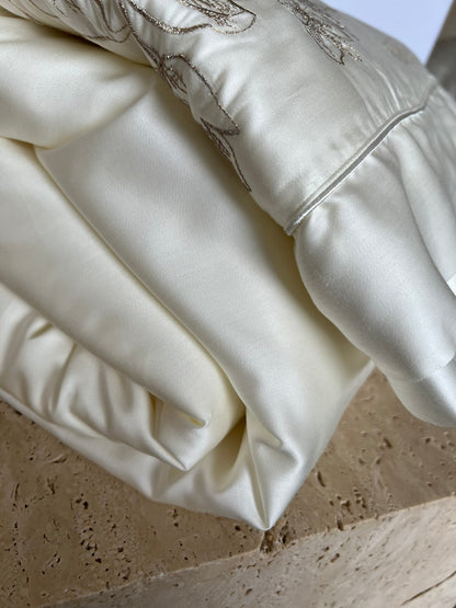 Mulberry Silk Quilt