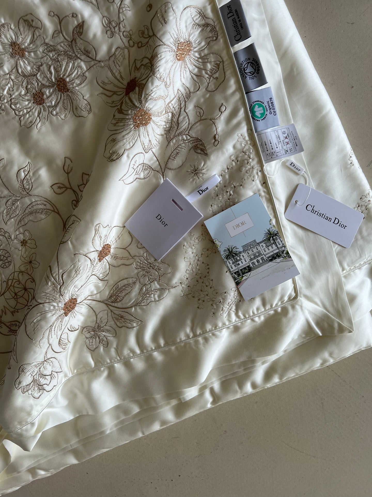 Mulberry Silk Quilt