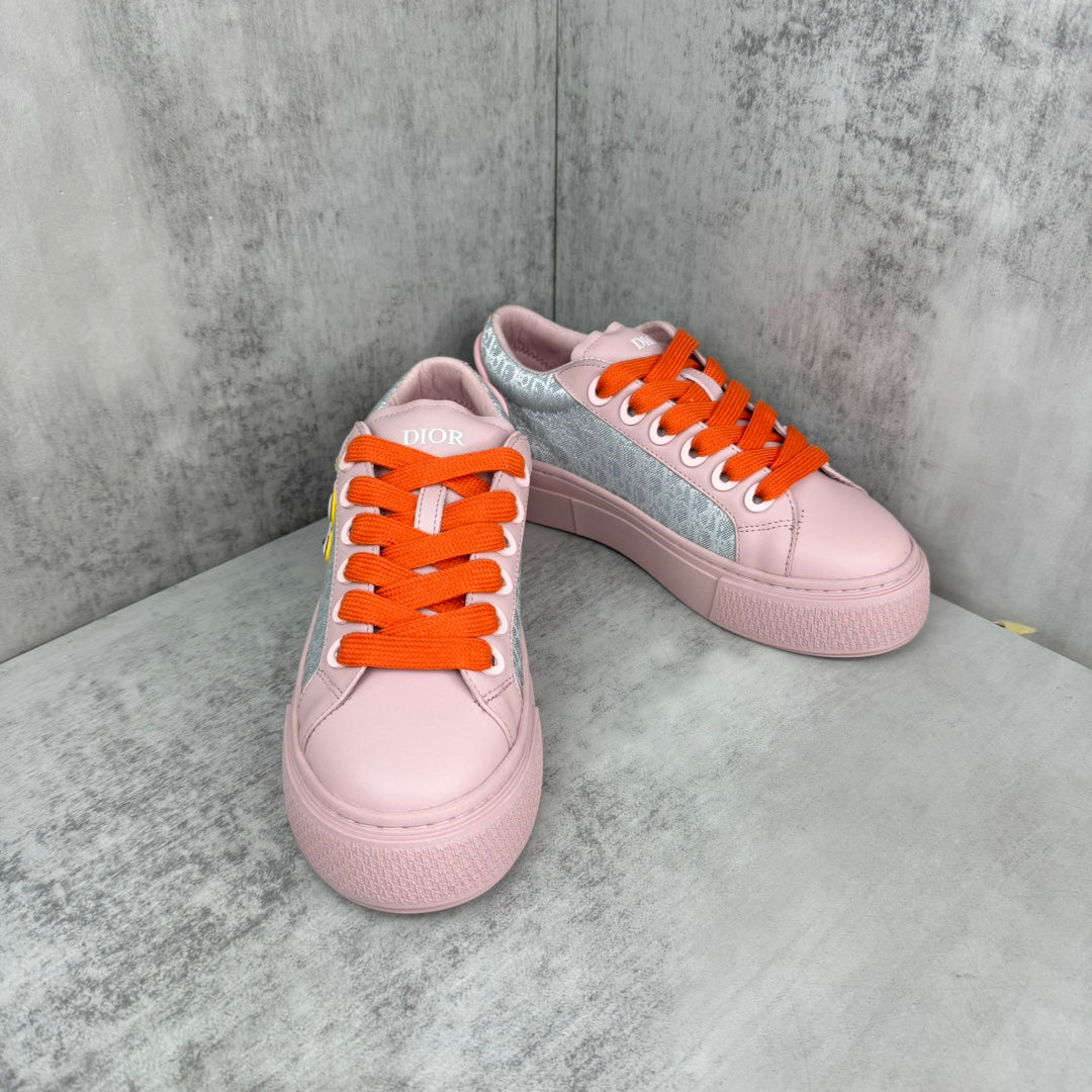 B33 Sneakers