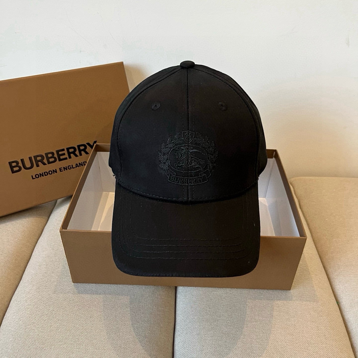 Baseball cap
