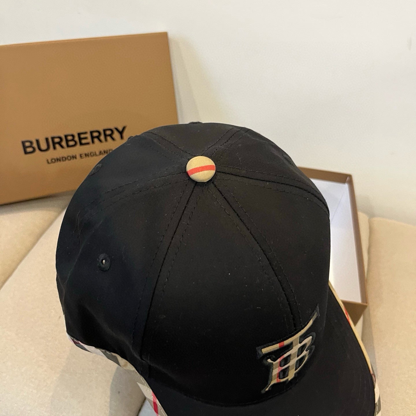 Baseball cap