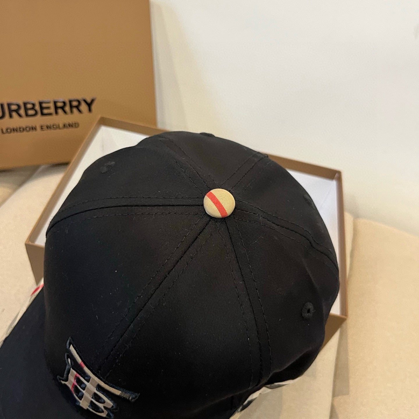 Baseball cap