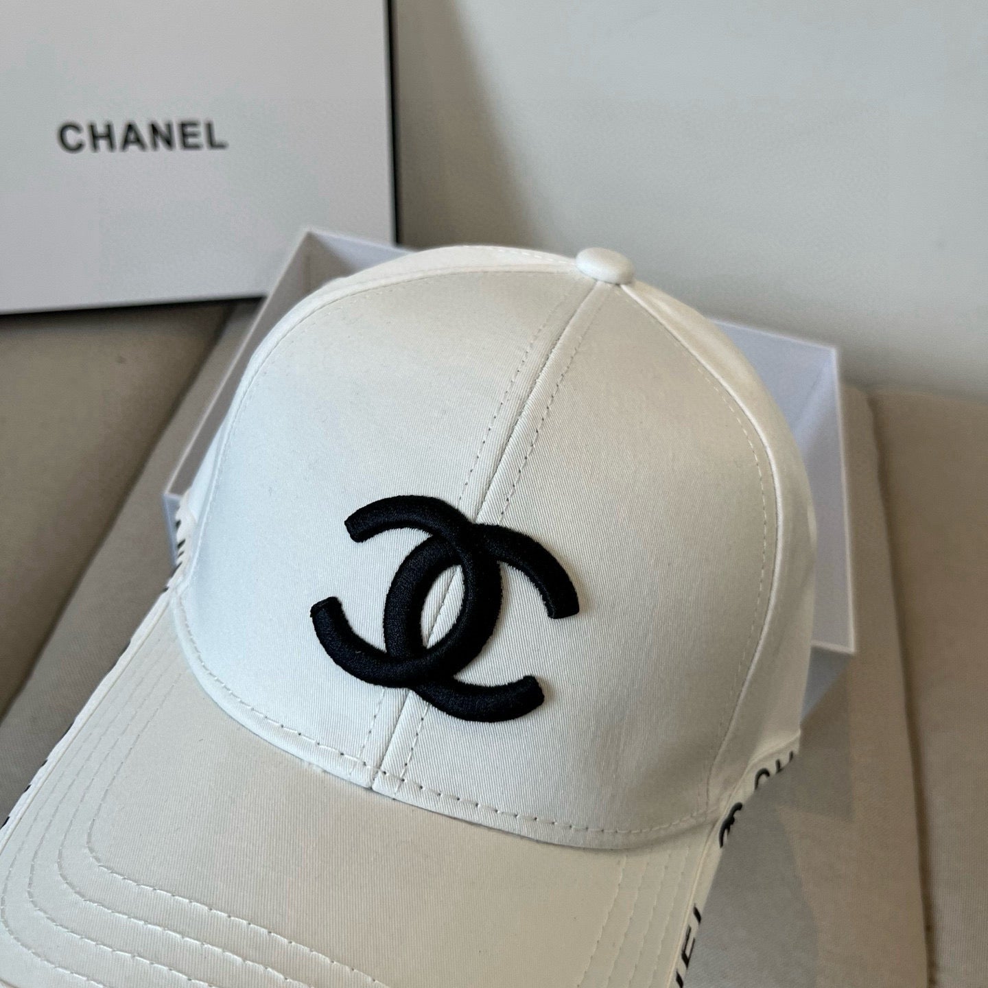 Baseball cap