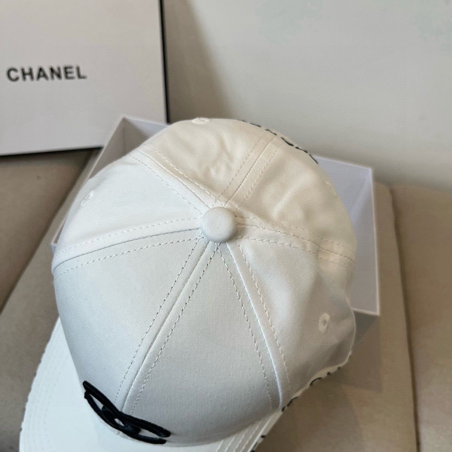 Baseball cap