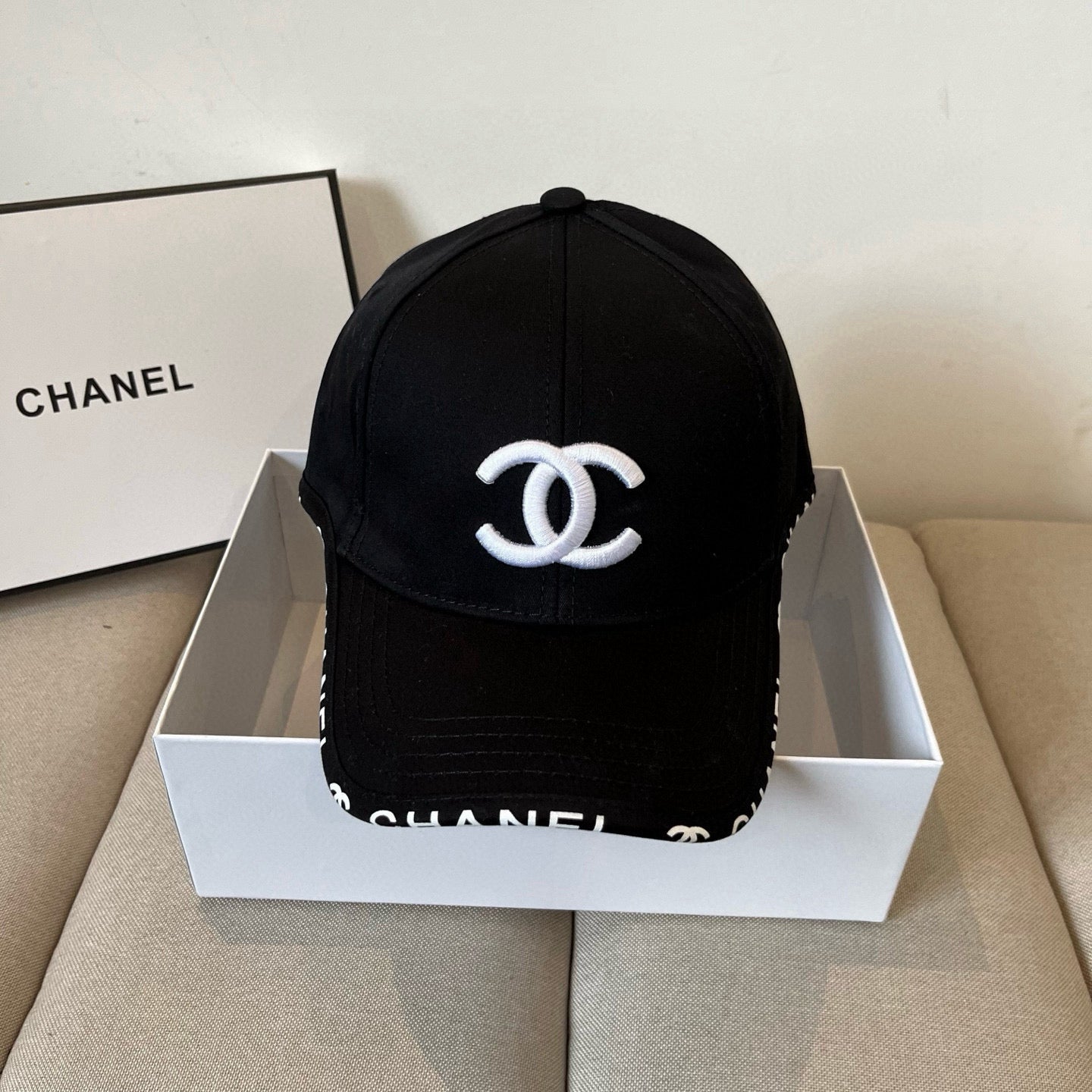 Baseball cap
