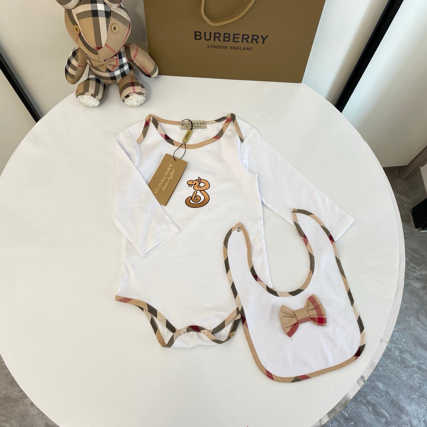 Children's outfit