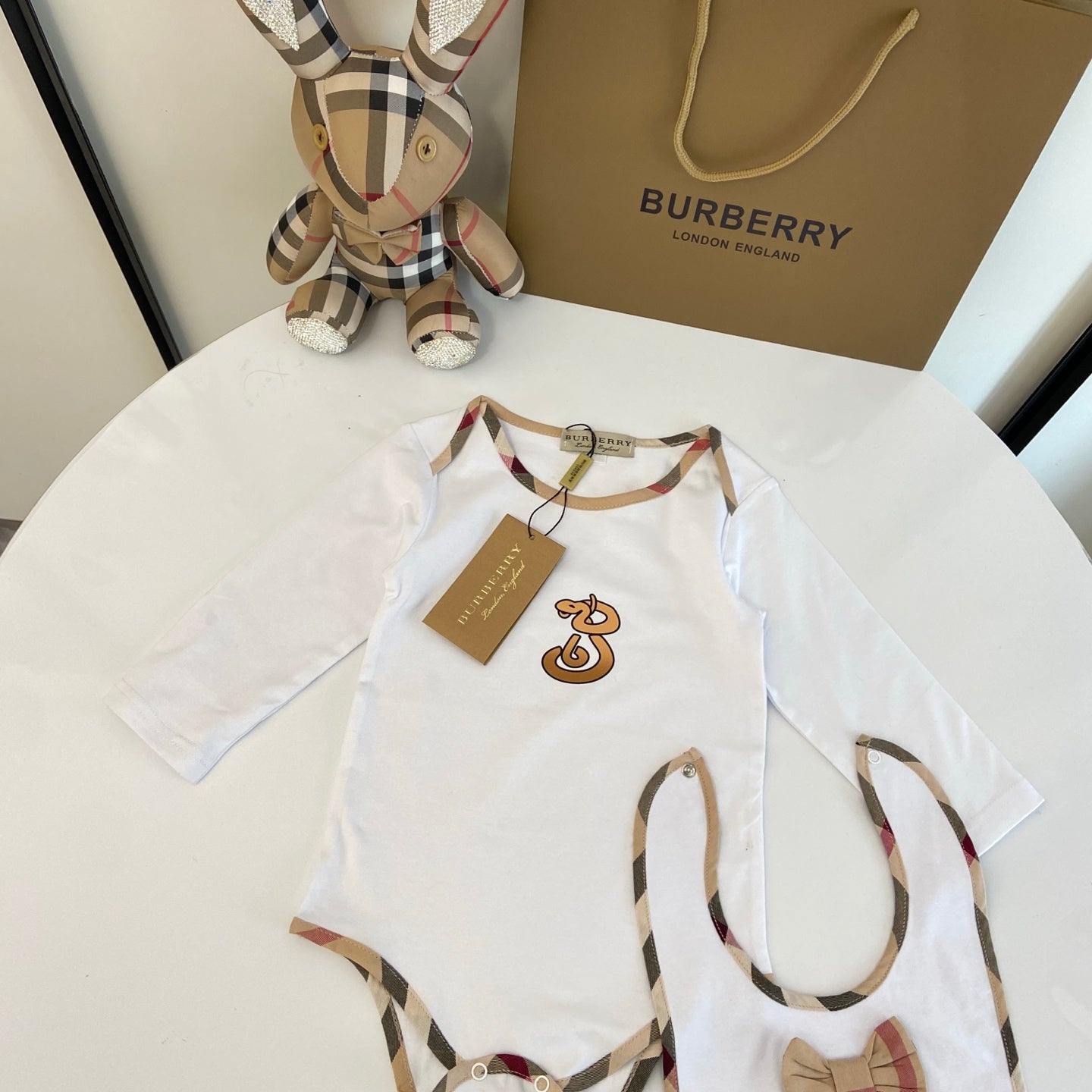 Children's outfit