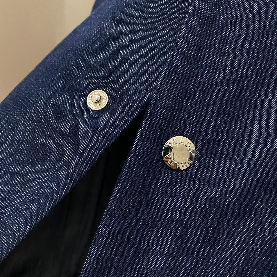 Detachable Sleeve Jacket