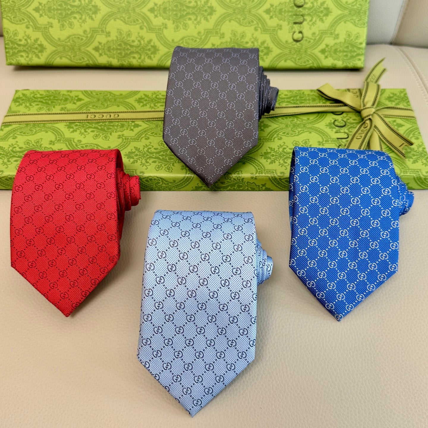 Tie