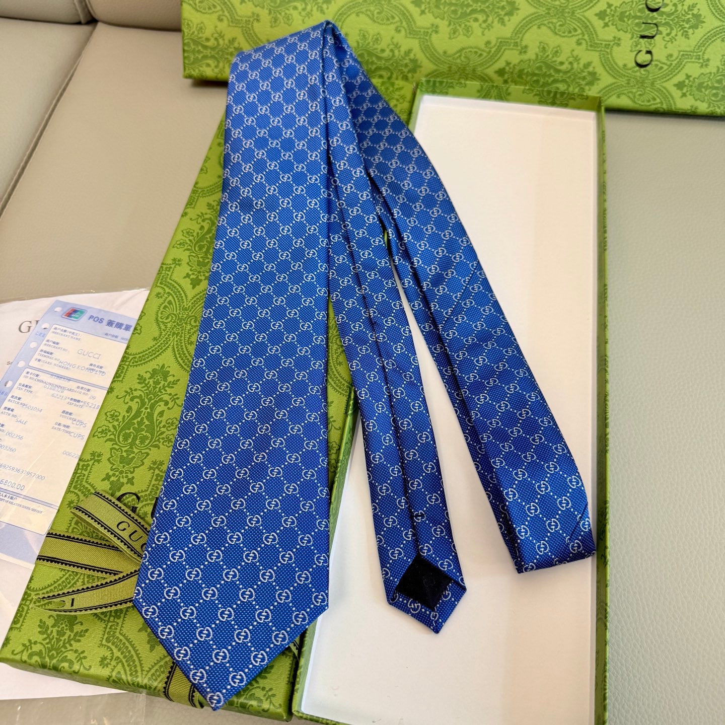 Tie