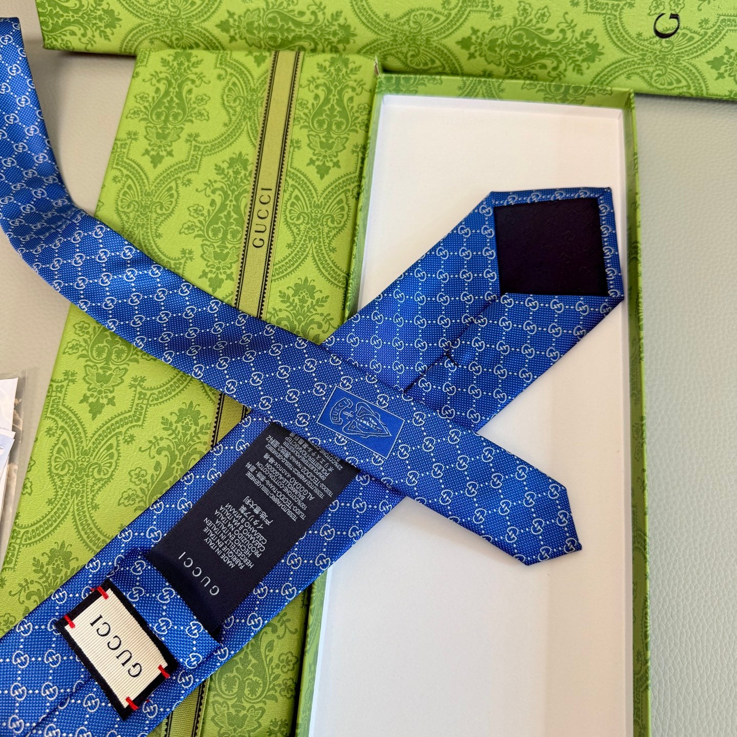 Tie