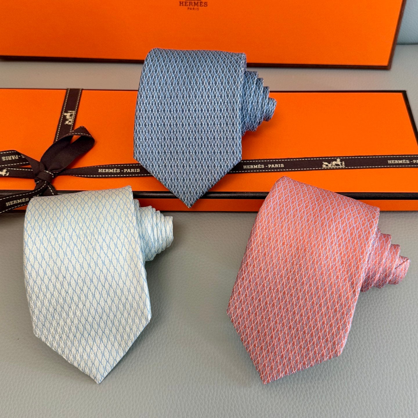 Tie
