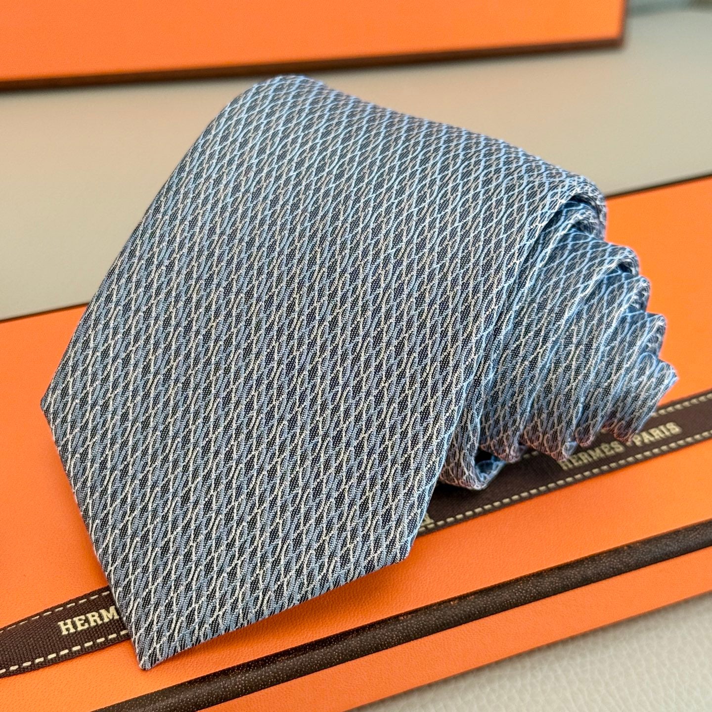 Tie
