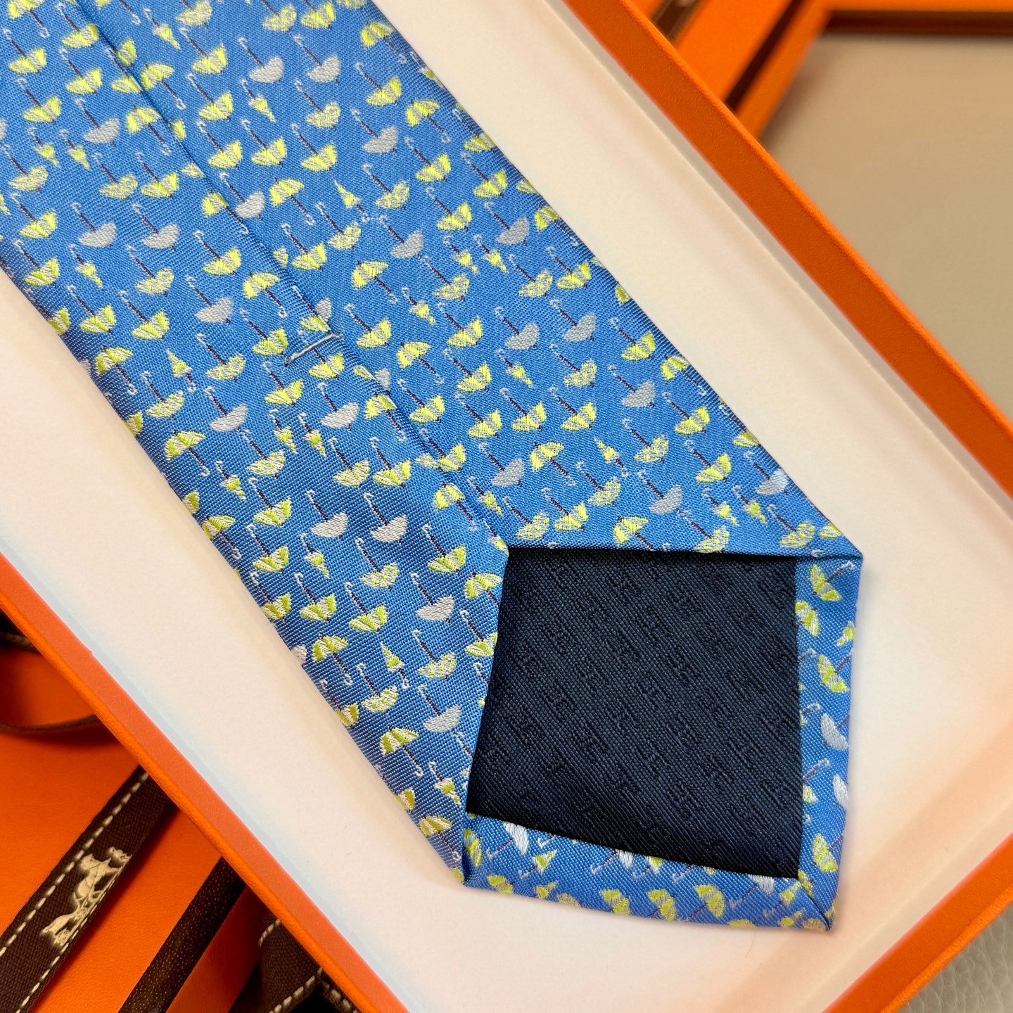 Tie