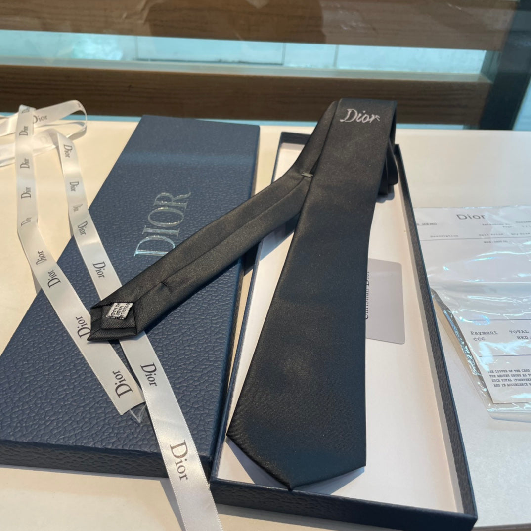 Tie