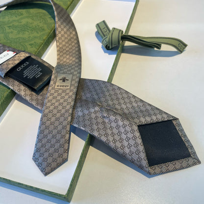 Tie