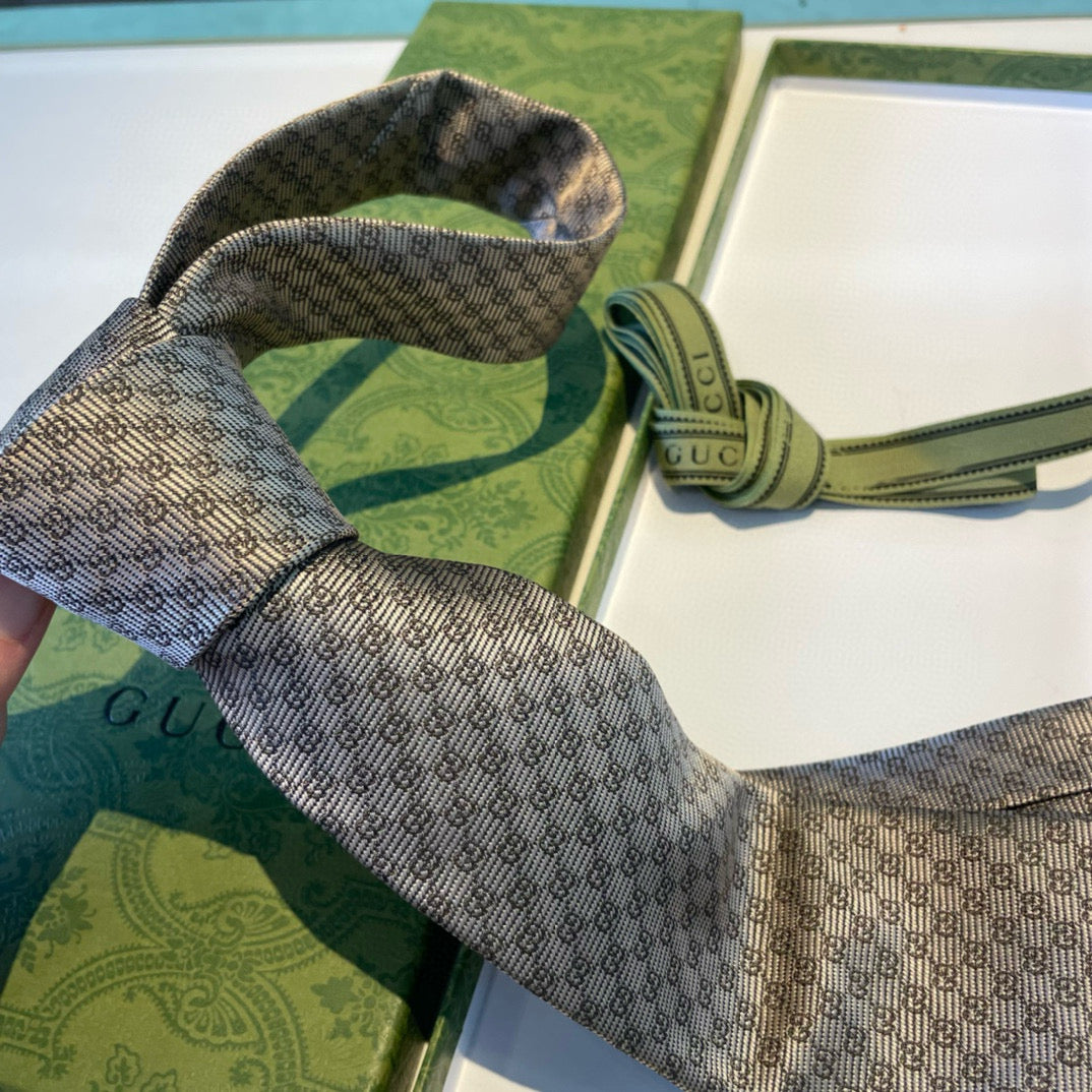 Tie