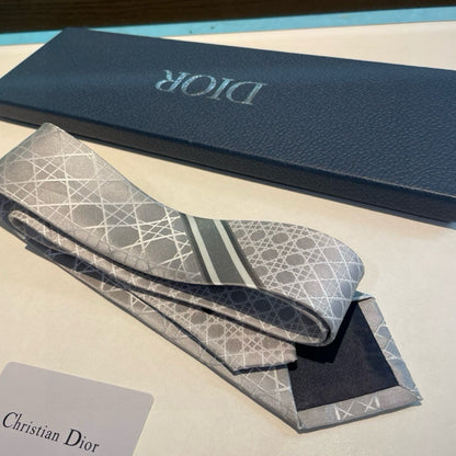Tie