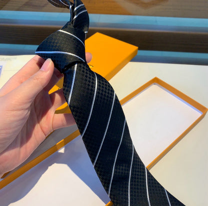 Tie