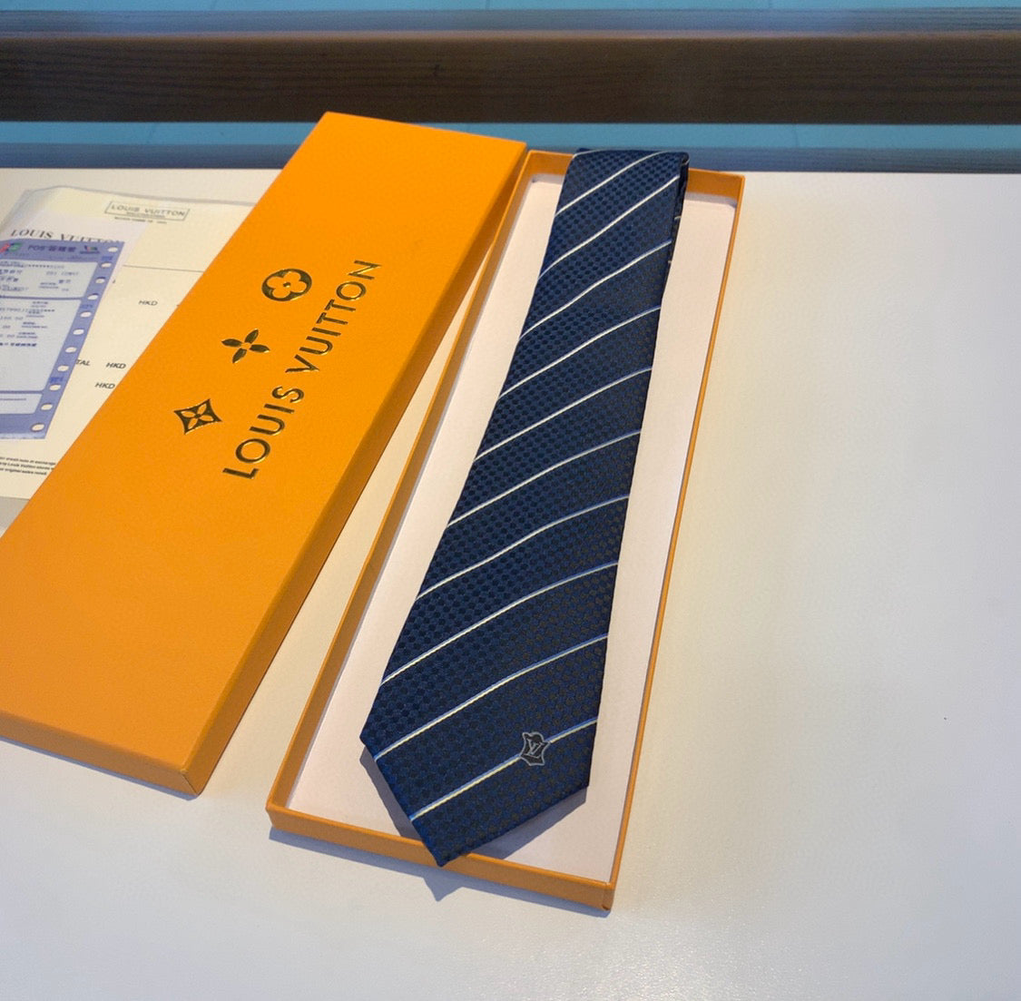 Tie