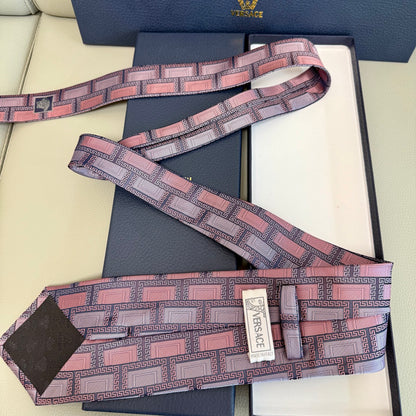 Tie