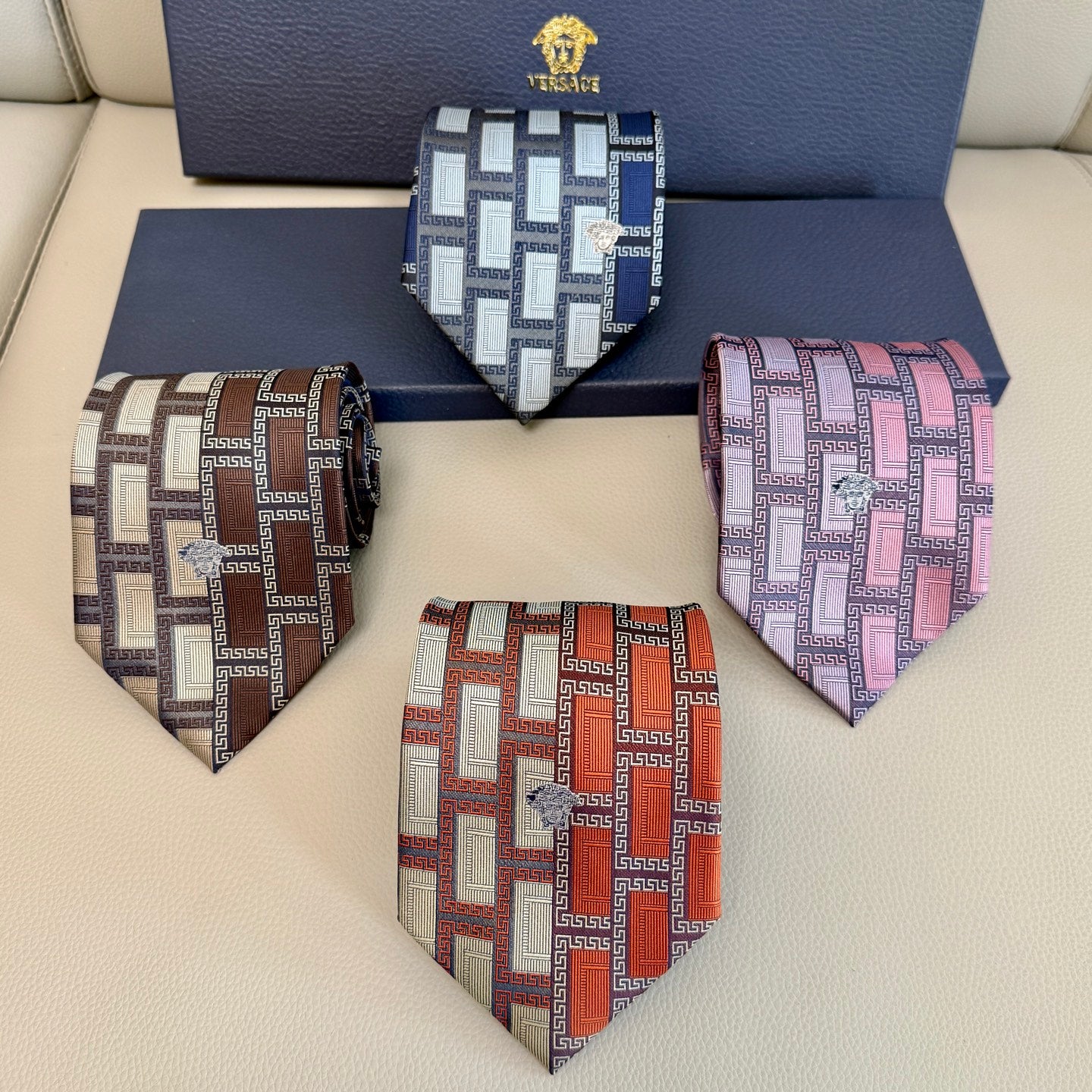 Tie