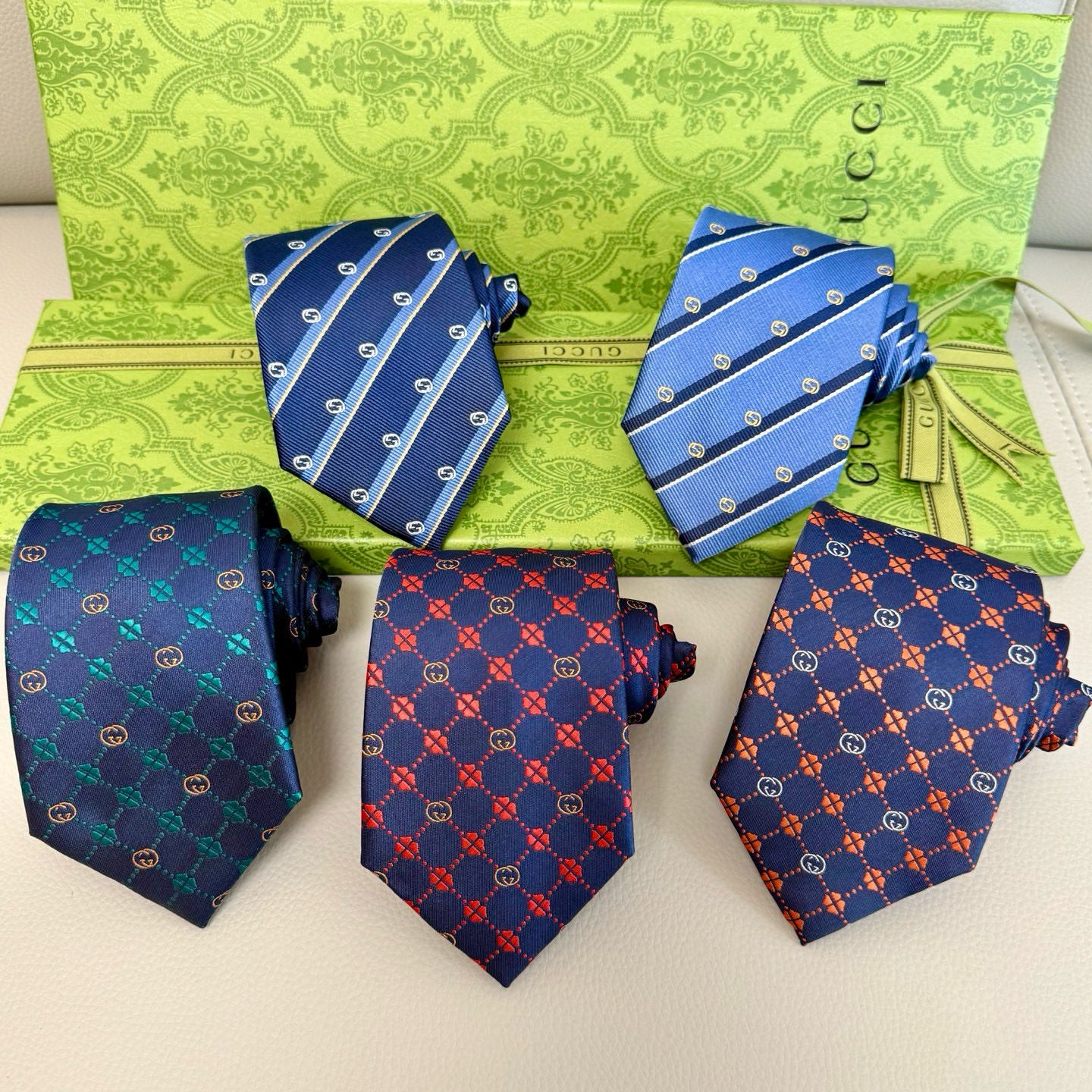 Tie