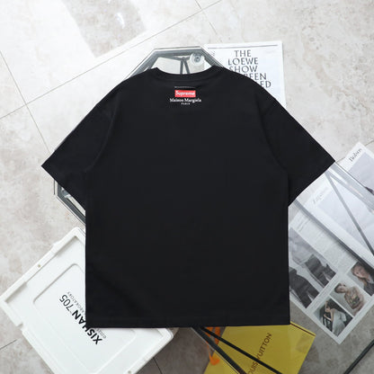 Collaboration T-shirt