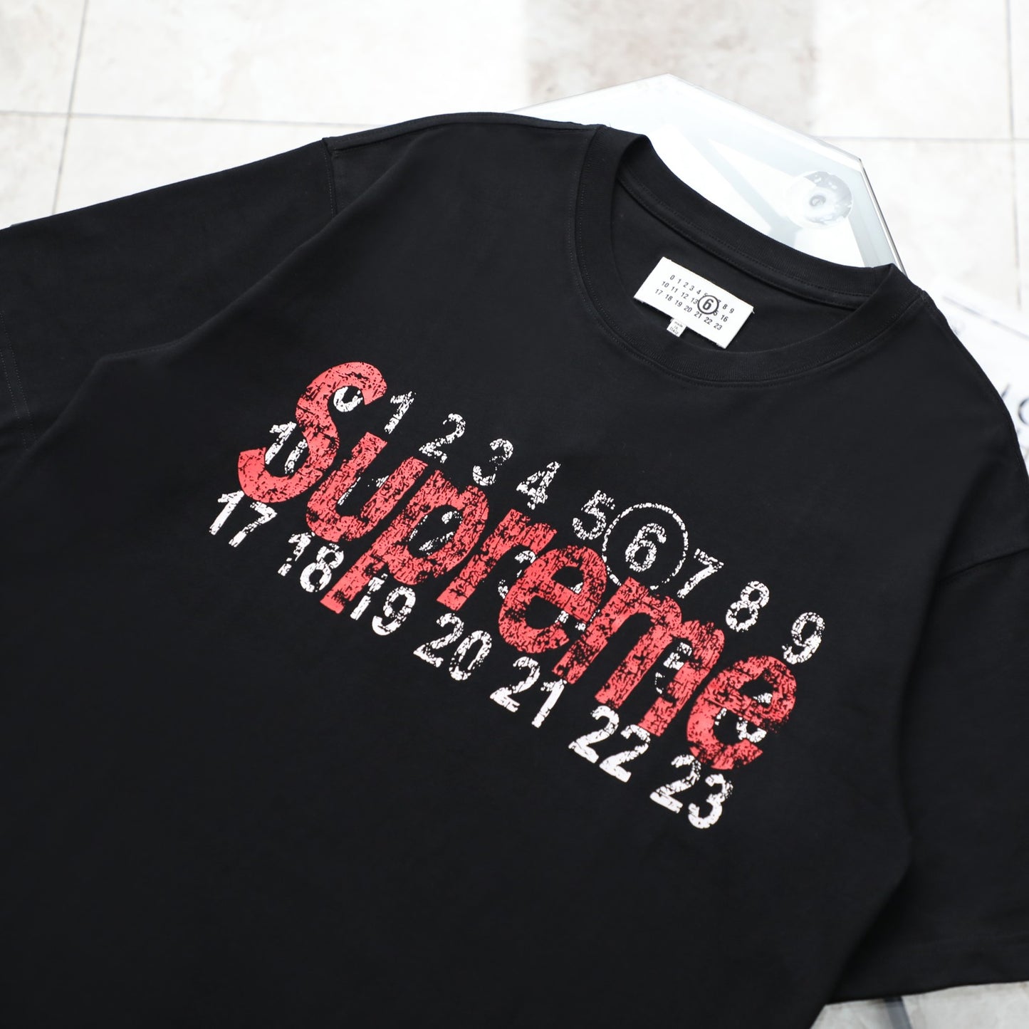 Collaboration T-shirt