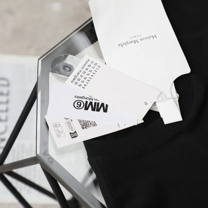 Collaboration T-shirt