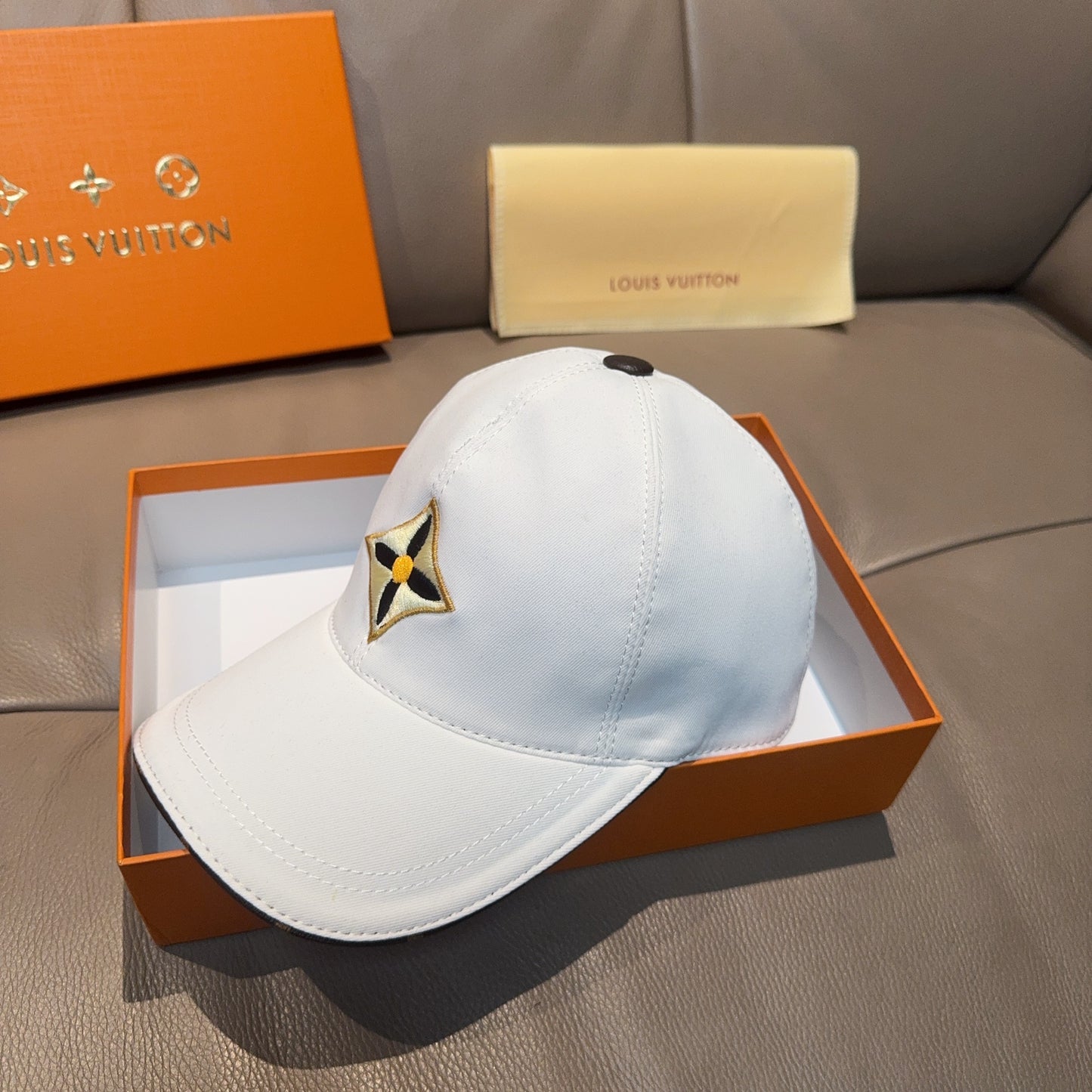 Baseball cap