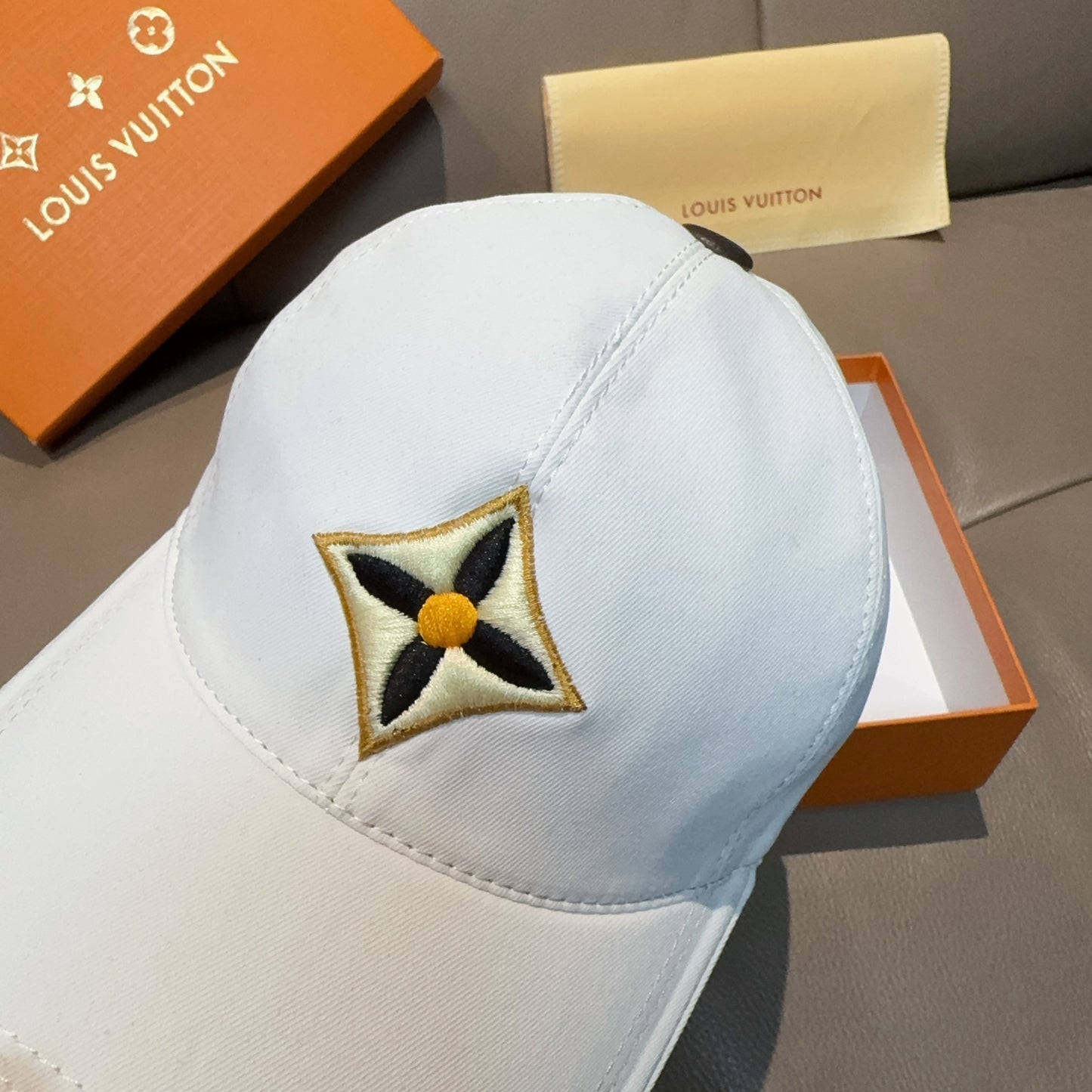 Baseball cap