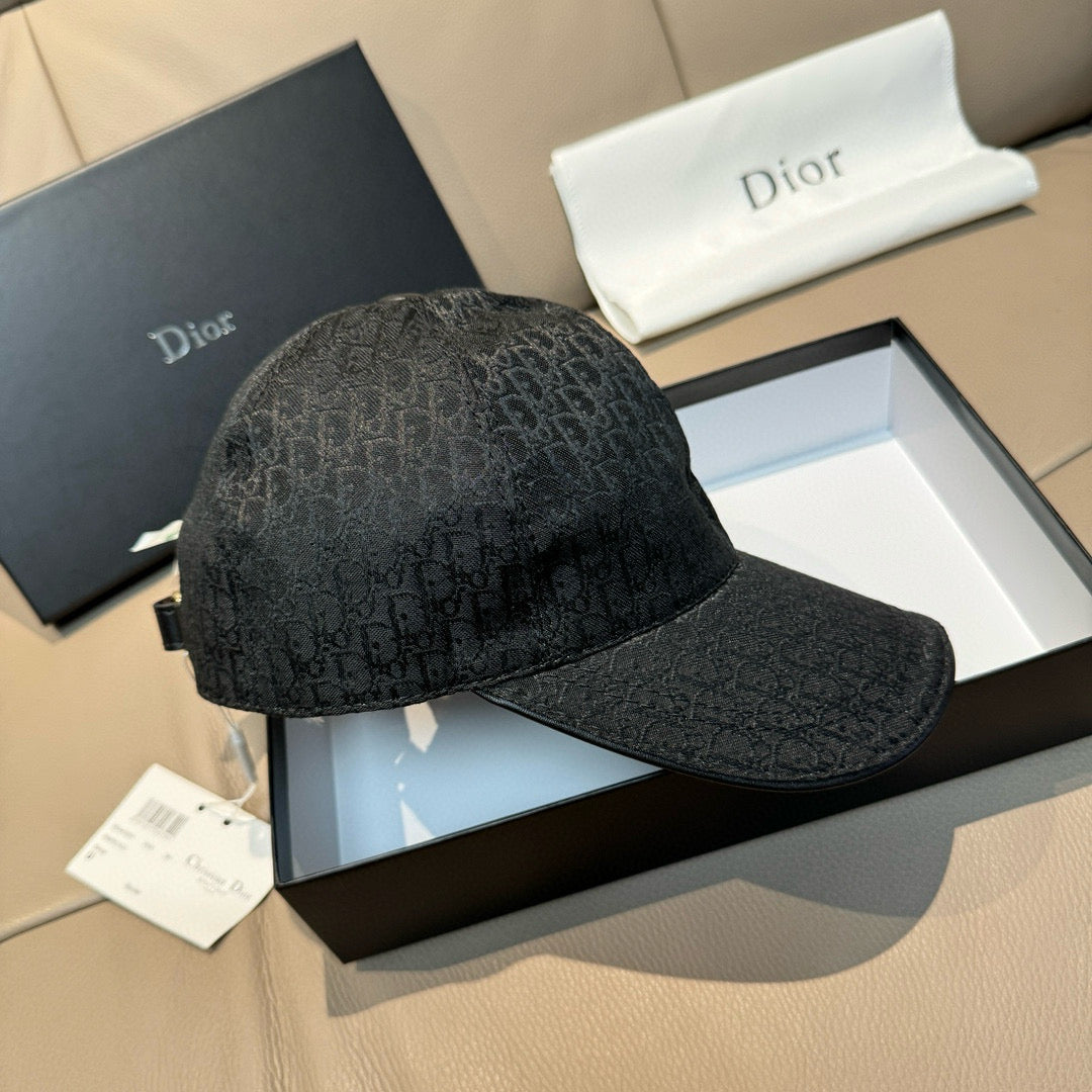 Baseball cap