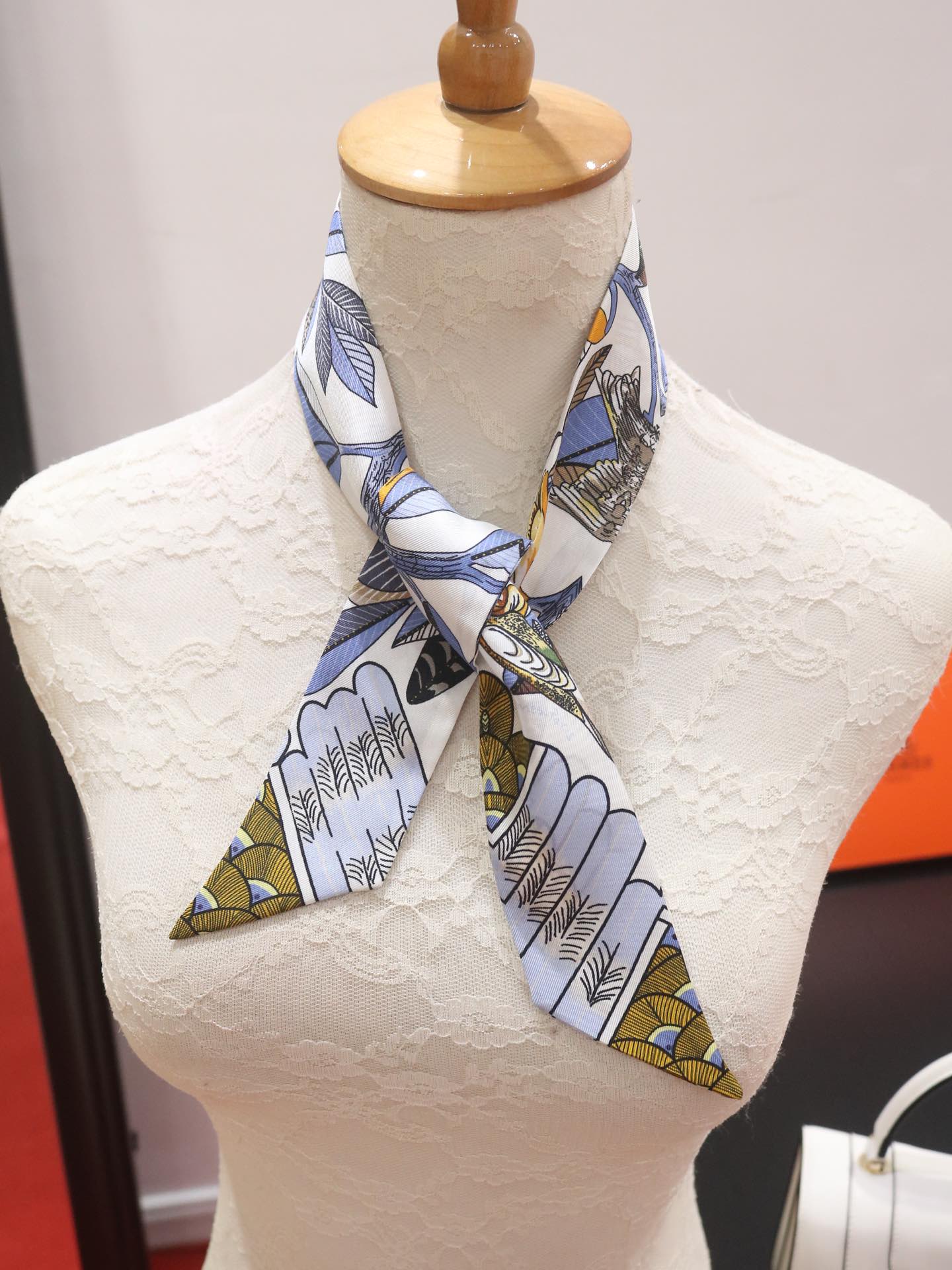 Scarf