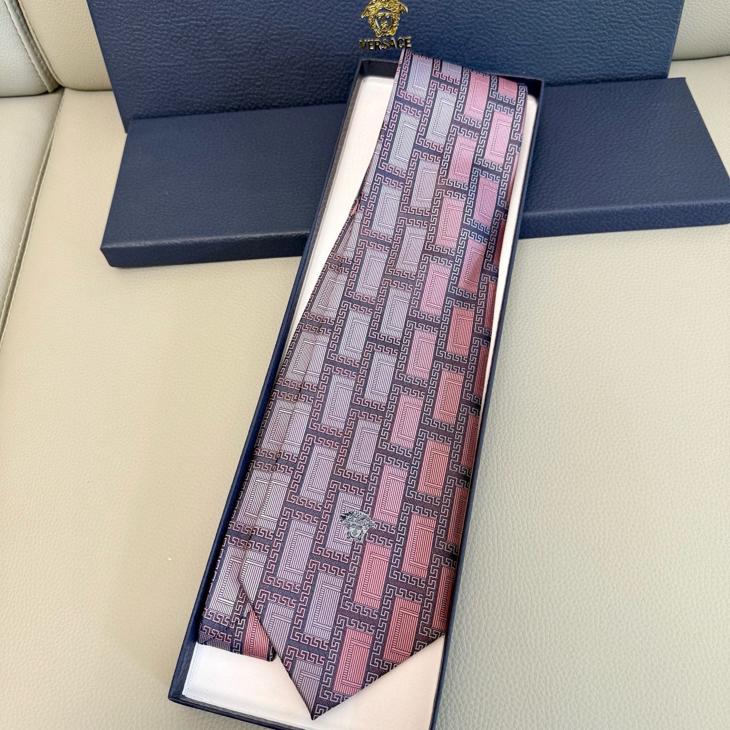 Tie