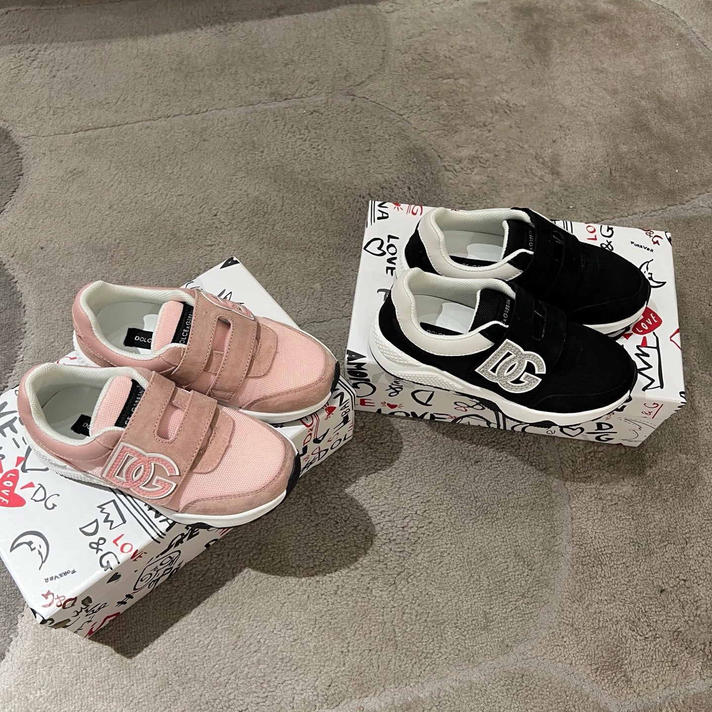 Sneakers