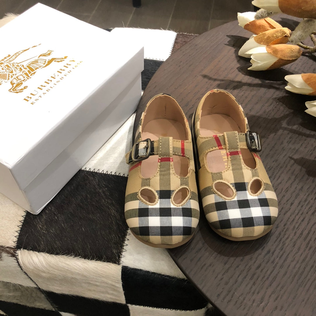 Casual Shoes